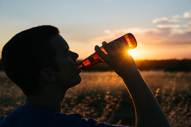 picie pod chmurką